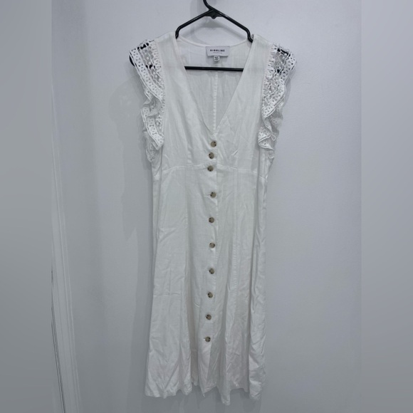 HIGHLINE Collective
White Linen Dress size xs white prairie - Picture 2 of 5